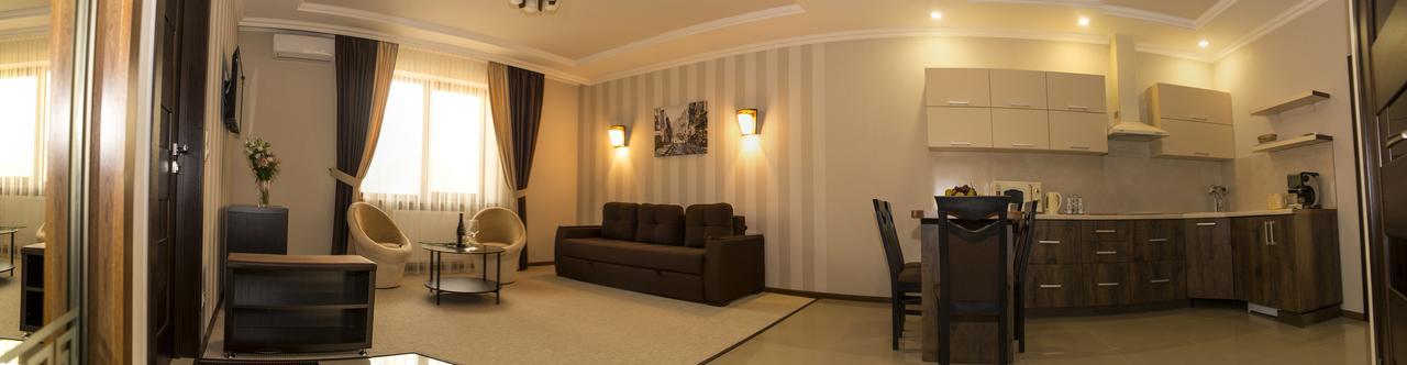 Adele Appartement Mizhhirya  Buitenkant foto